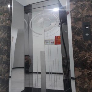 Tấm Inox hoa văn cửa cabine
