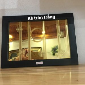 Inox hoa văn kẻ tròn trắng
