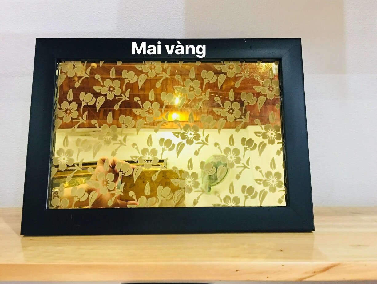 Inox hoa văn mai vàng